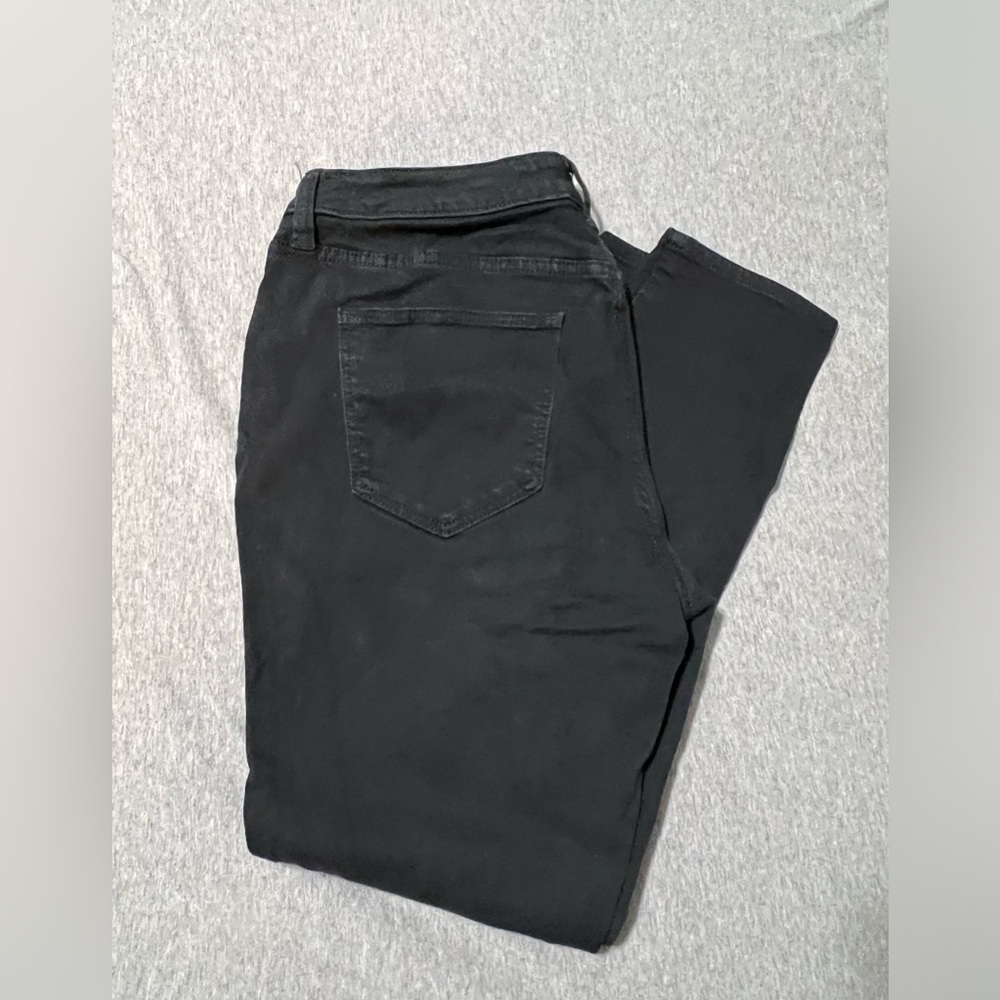 Black skinny pants - Picture 2 of 3